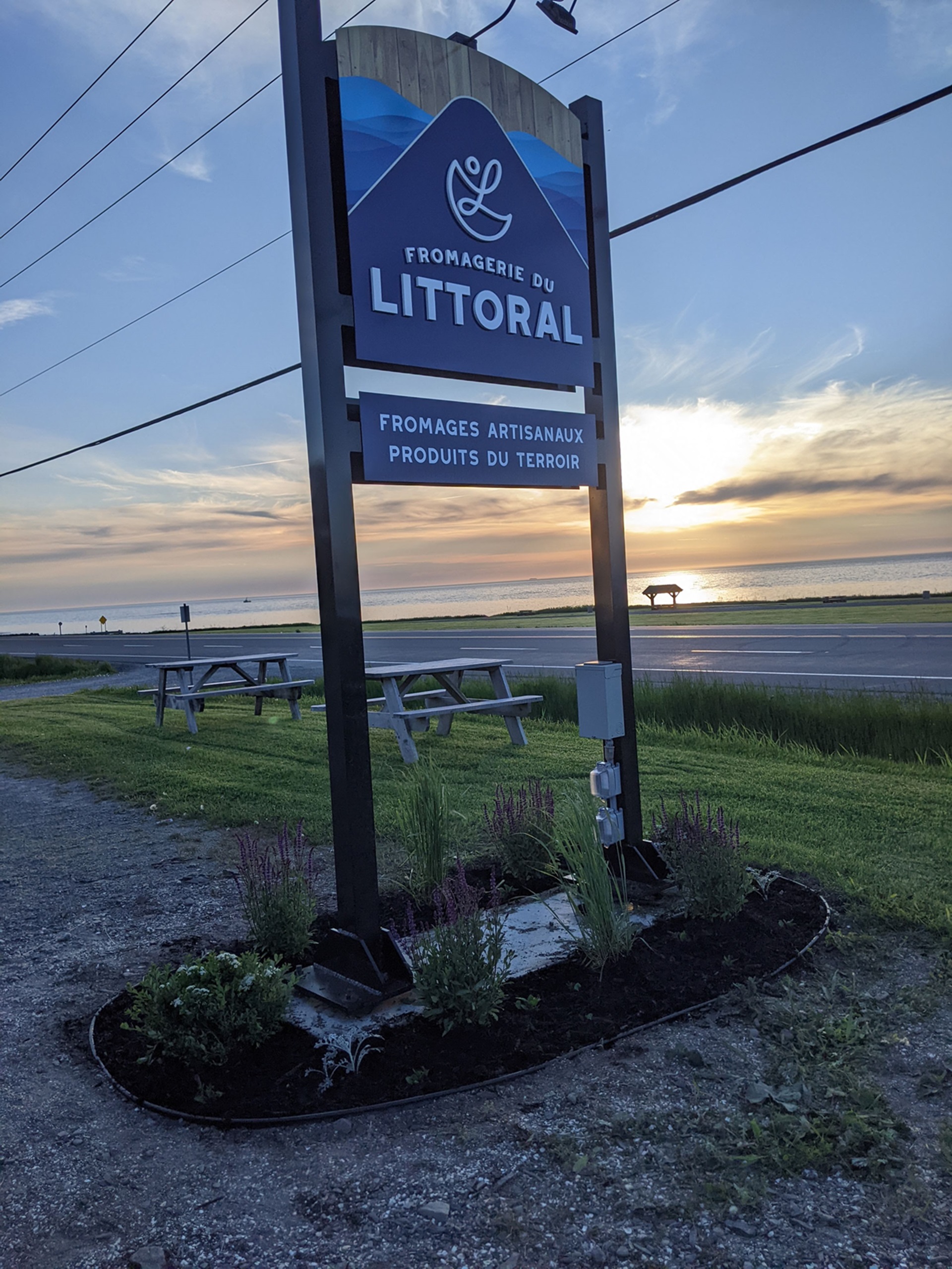 Celebration at the Fromagerie du littoral