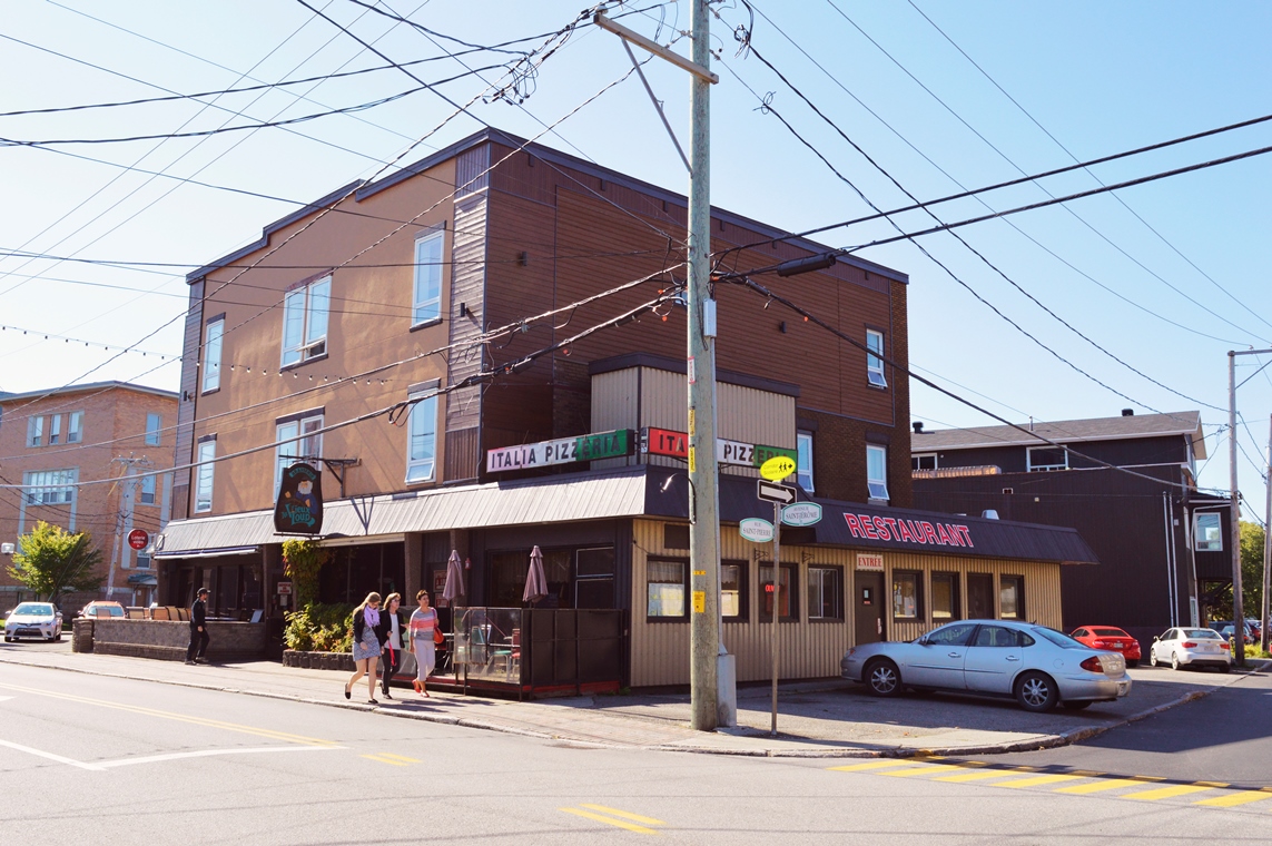 Italia Pizzeria/Brasserie Le Vieux Loup de mer