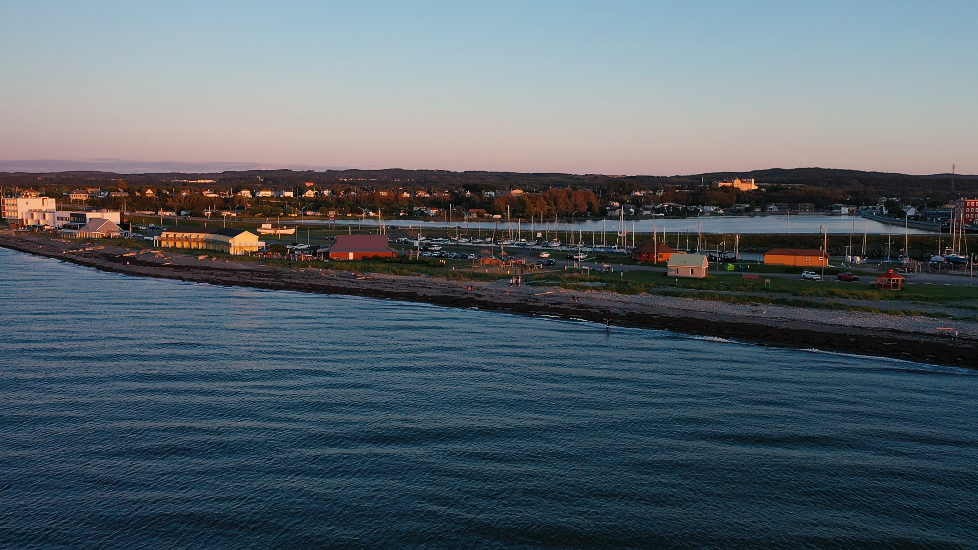 Vue sur le fleuve et la rivière Matane 