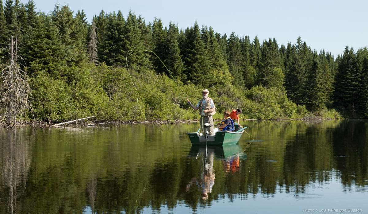 Lake fishing in Matane