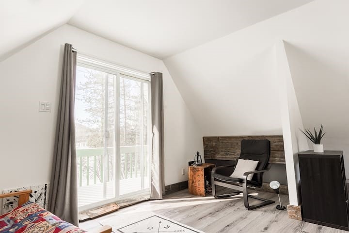 Chalet bordant la rivière Matane