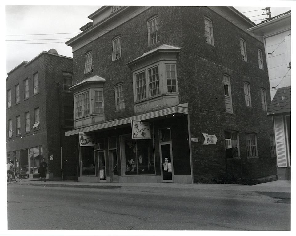 334 Saint-Jérôme