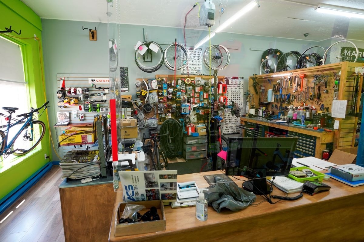 Vélo Spécialité - Boutique de vélo et autres équipements sportifs